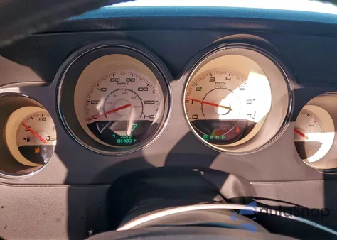 2013 Dodge Challenger Sxt z USA, uszkodzony, nr VIN 2C3CDYAG6DH525047